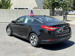 
										2011 Kia Optima Hybrid Sedan 4D full									