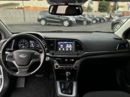 
										2018 Hyundai Elantra SEL Sedan 4D full									