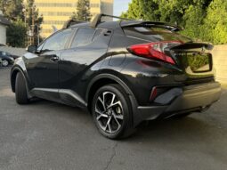 
										2018 Toyota C-HR XLE Sport Utility 4D full									