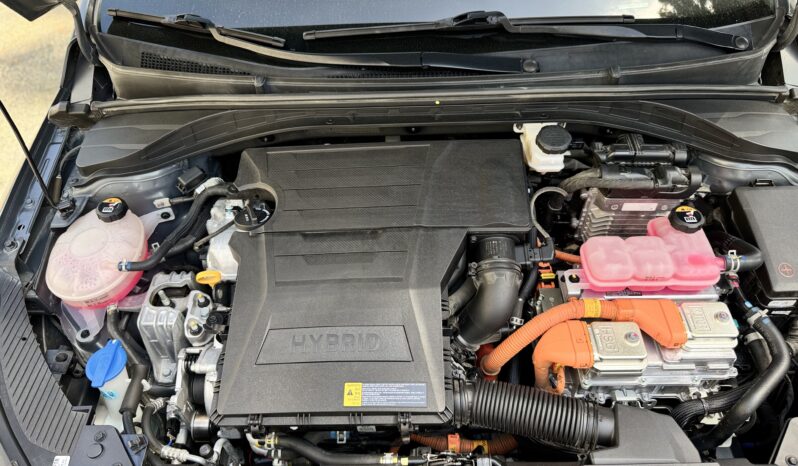 
2022 Hyundai Ioniq Hybrid Limited Hatchback 4D full									