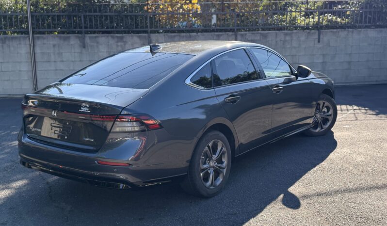 
2024 Honda Accord Hybrid EX-L Sedan 4D full									